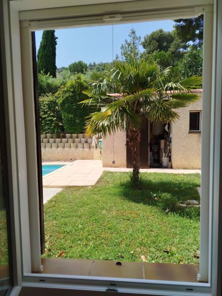 Moustiquaire montée